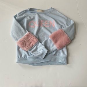 Pre-teen girls sweater